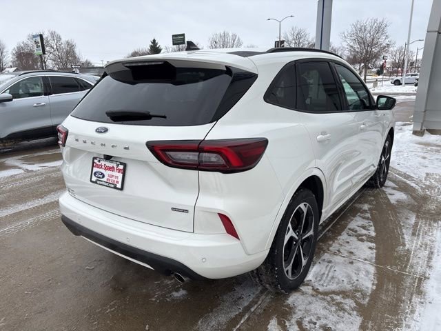 Certified 2024 Ford Escape ST-Line Elite image 4