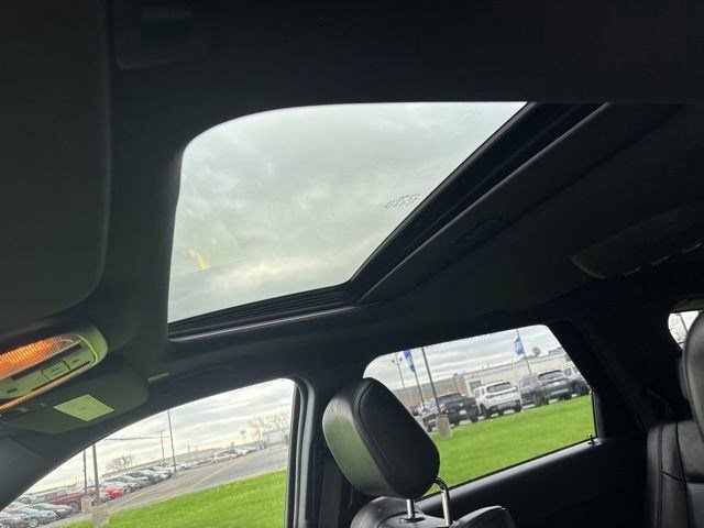 Used 2023 Dodge Durango GT image 27