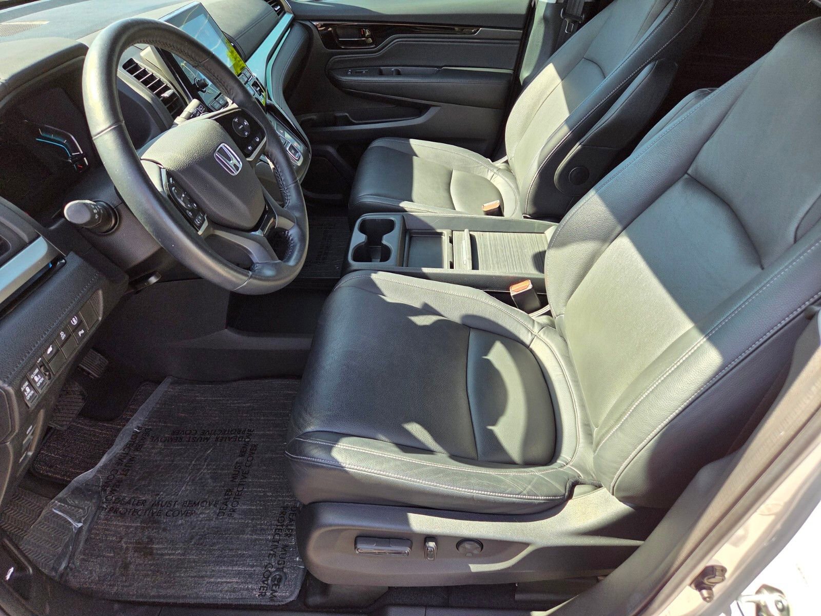 Used 2023 Honda Odyssey Touring image 6