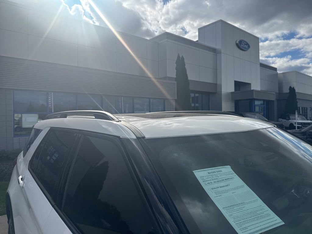 Certified 2024 Ford Explorer ST w/ Equipment Group 401A image 29