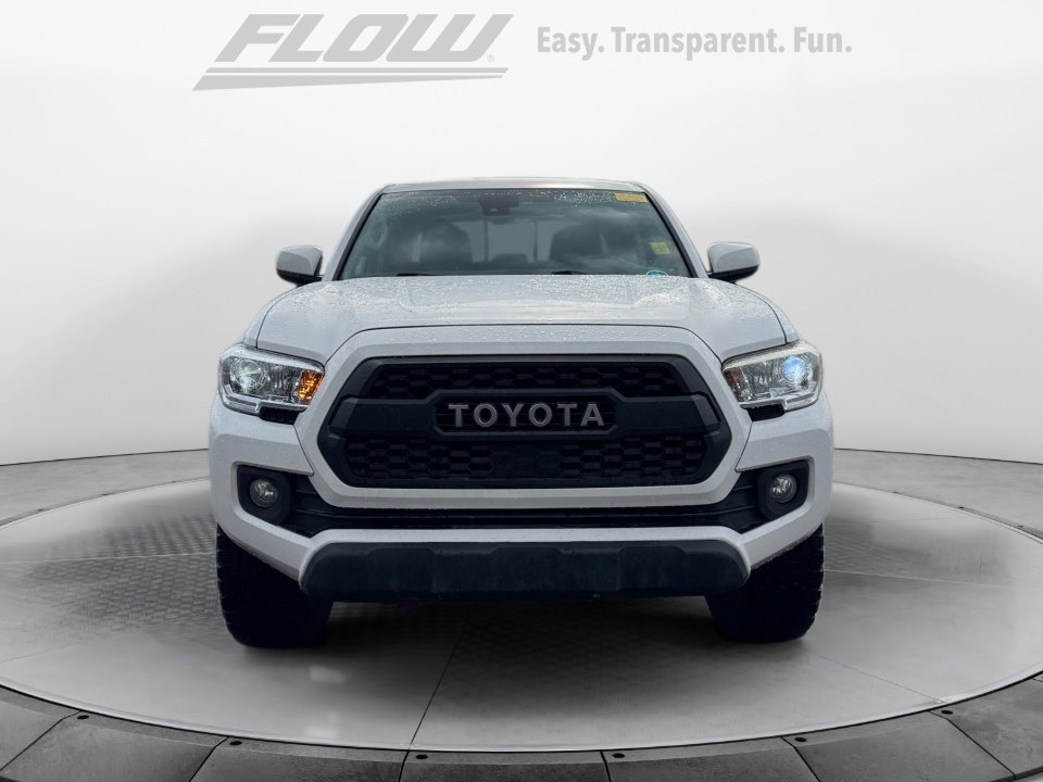 Certified 2019 Toyota Tacoma SR w/ SR Convenience Package image 2