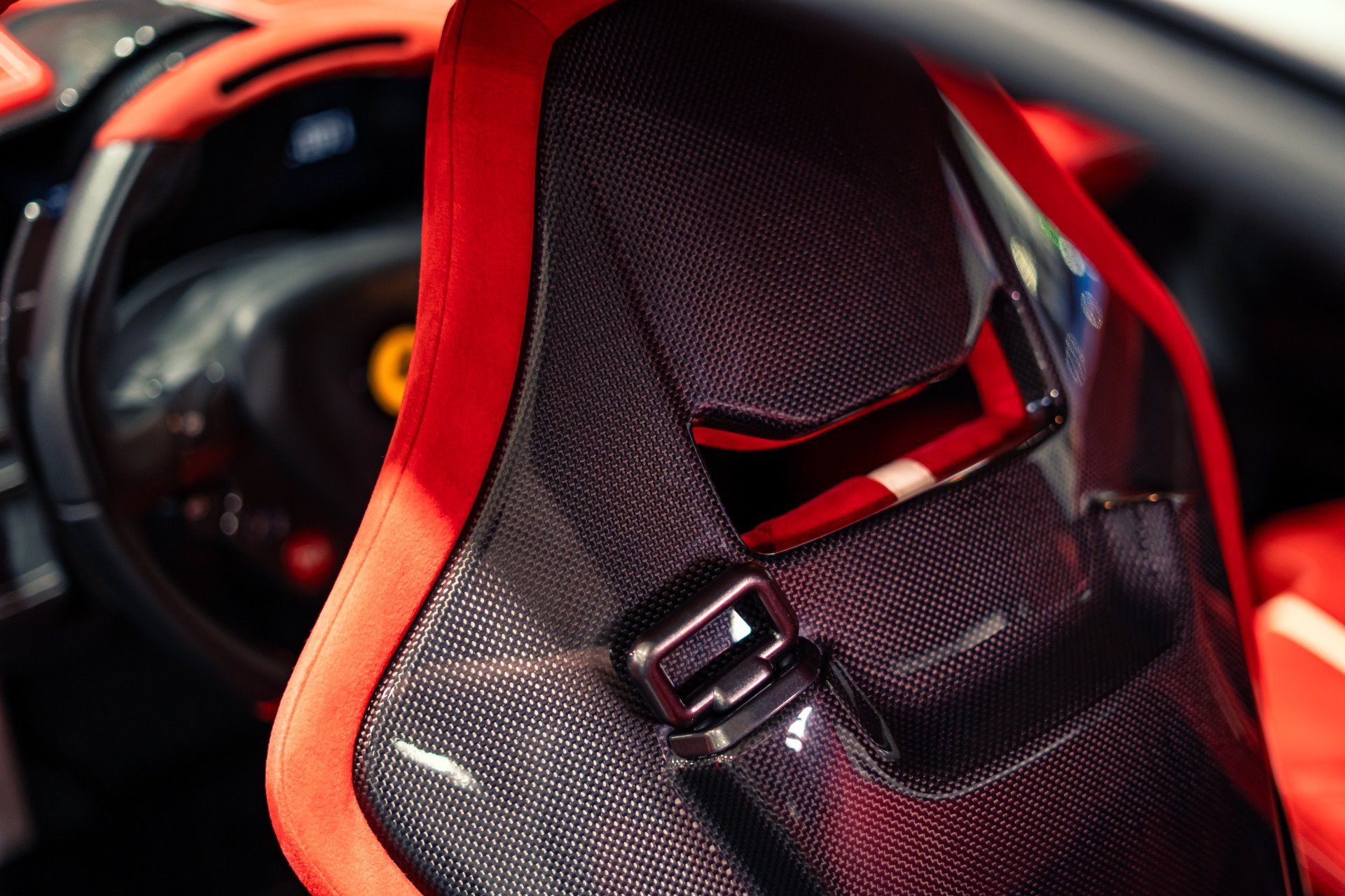 Used 2015 Ferrari 458 Speciale Coupe RWD image 9