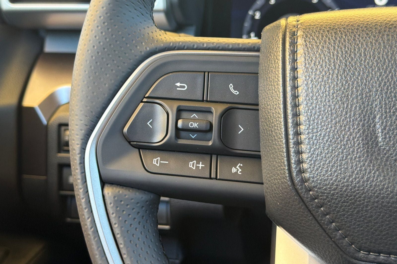 New 2026 Toyota 4Runner TRD Off-Road Premium AWD/4WD image 27