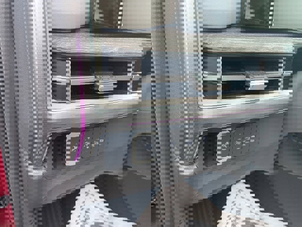 Used 2024 Hyundai Santa Fe Calligraphy image 11