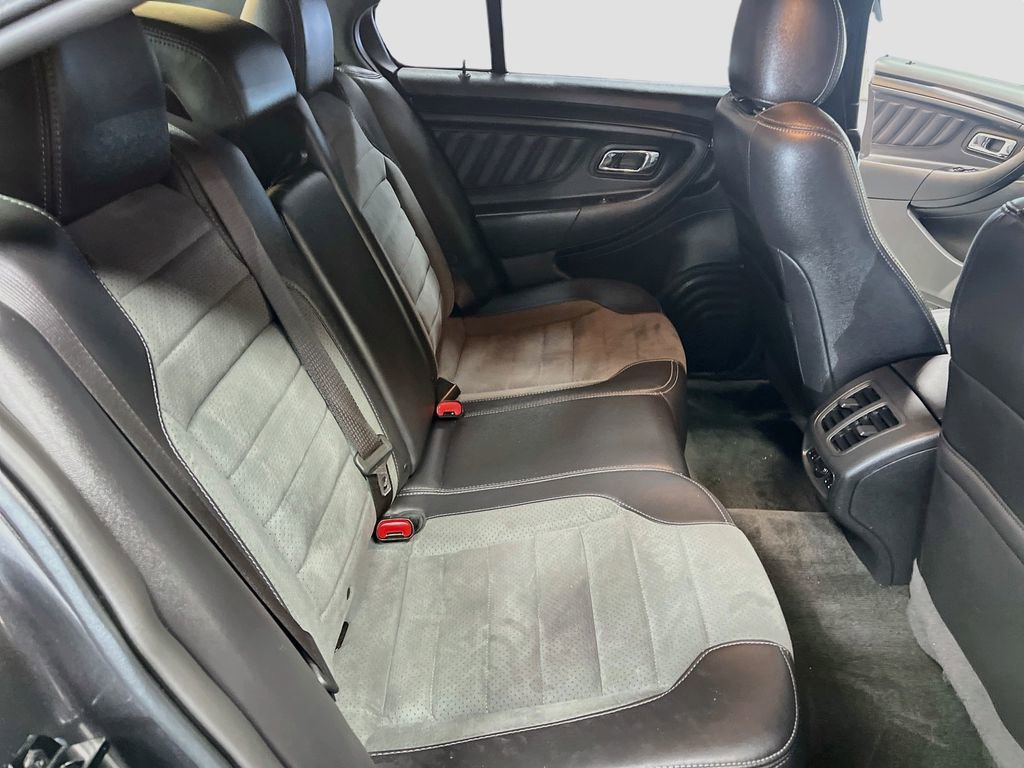 Used 2018 Ford Taurus SHO w/ Sho Performance Package image 29