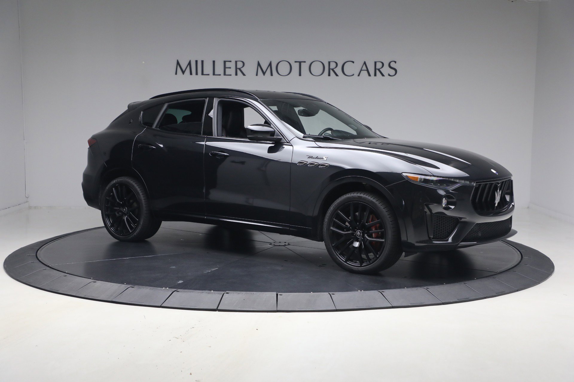 Certified 2023 Maserati Levante Modena S AWD/4WD image 9