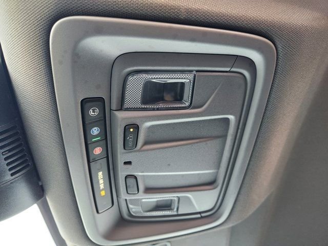 Used 2025 Chevrolet Silverado 1500 LTZ image 27
