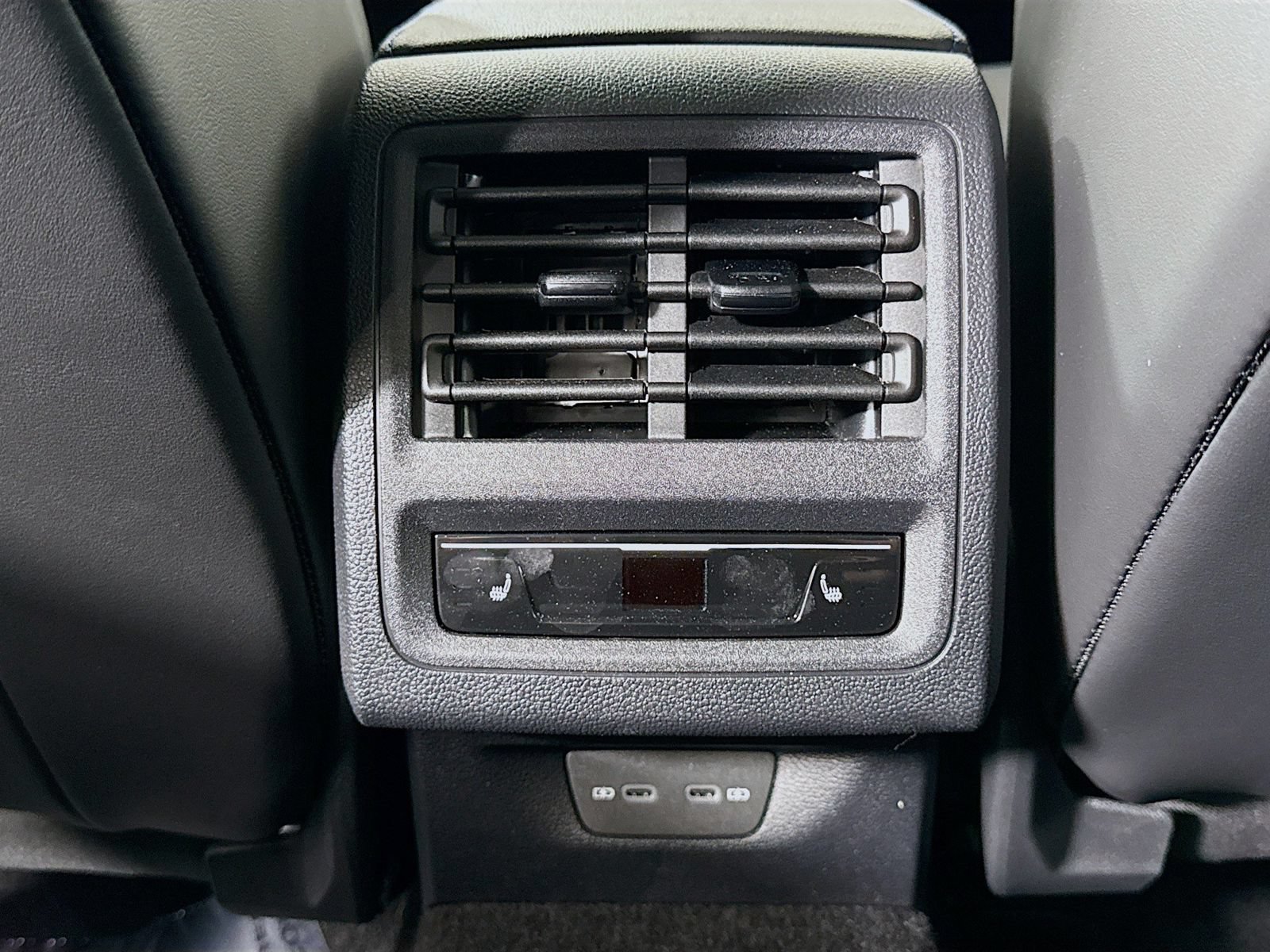 Certified 2026 Volkswagen Golf AWD/4WD image 24
