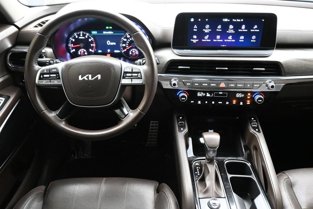 Used 2022 Kia Telluride SX w/ Towing Package FWD image 8