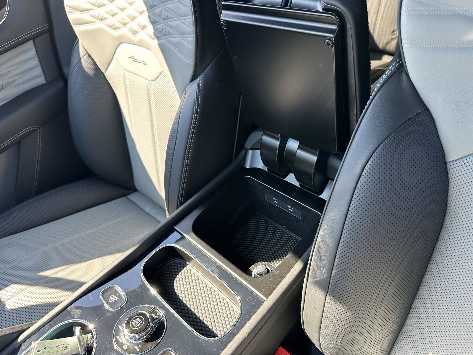 New 2027 Bentley Bentayga AWD/4WD image 45