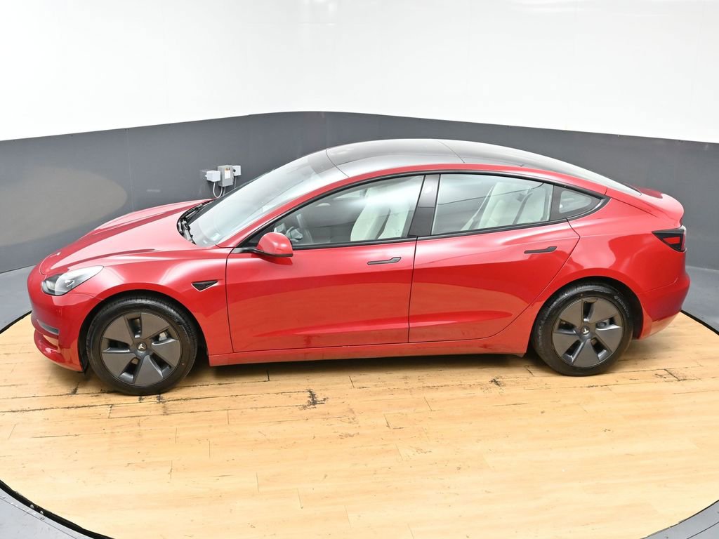 Used 2023 Tesla Model 3 Standard Range image 50