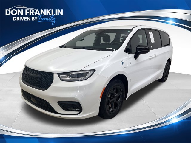 Used 2024 Chrysler Pacifica Limited