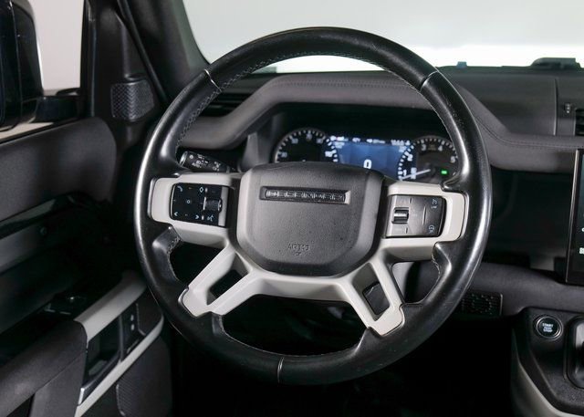 Used 2023 Land Rover Defender 90 S image 13