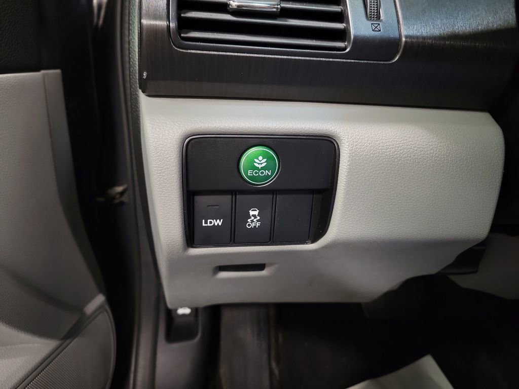 Used 2013 Honda Accord Touring image 23