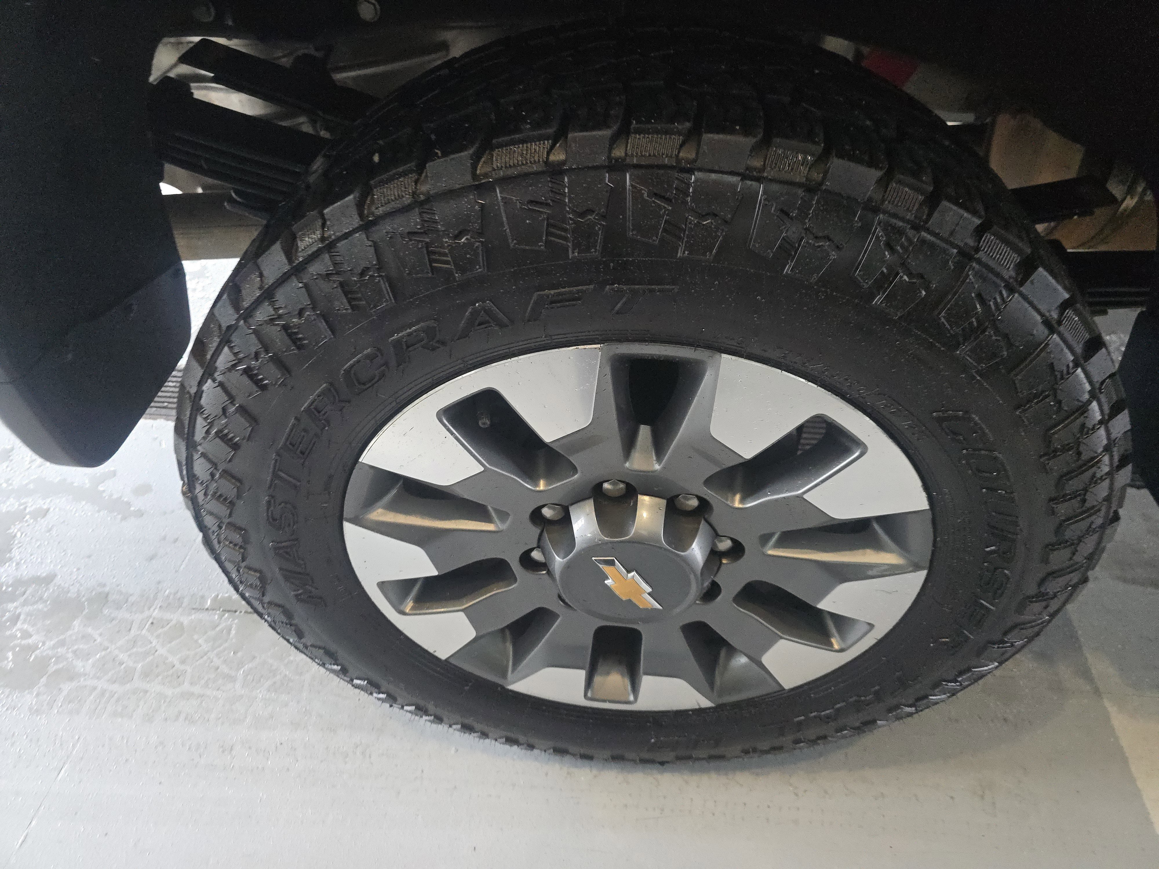Used 2024 Chevrolet Silverado 3500 LT w/ Convenience Package AWD/4WD image 9