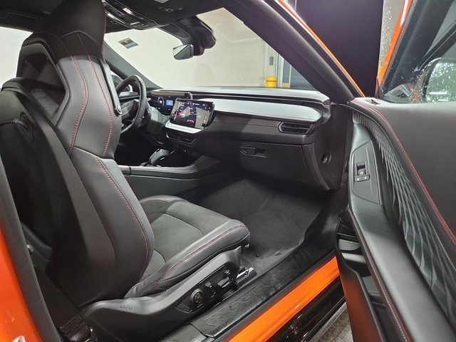 Used 2025 Dodge Charger R/T Scat Pack w/ Track Pack image 8