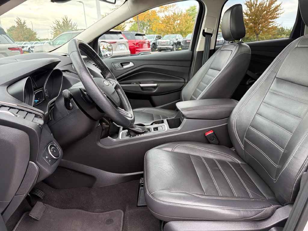 Used 2018 Ford Escape Titanium AWD/4WD image 11