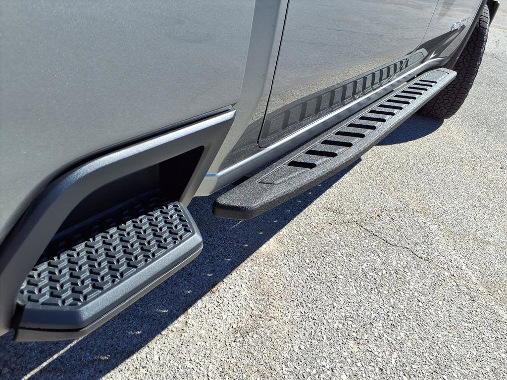 New 2026 GMC Sierra 2500 AT4 w/ AT4 Premium Plus Package image 29