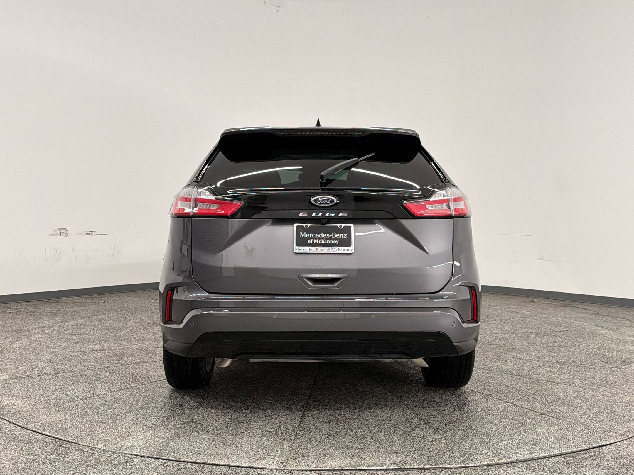 Used 2024 Ford Edge ST-Line image 9