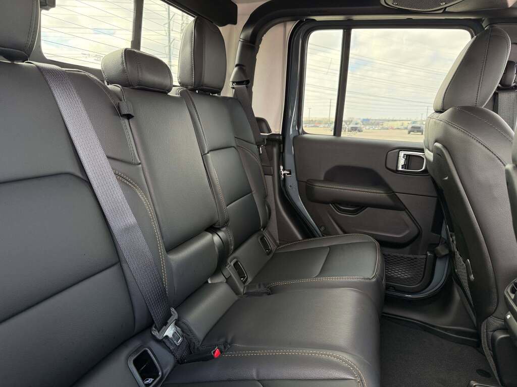 New 2026 Jeep Gladiator Sport image 22