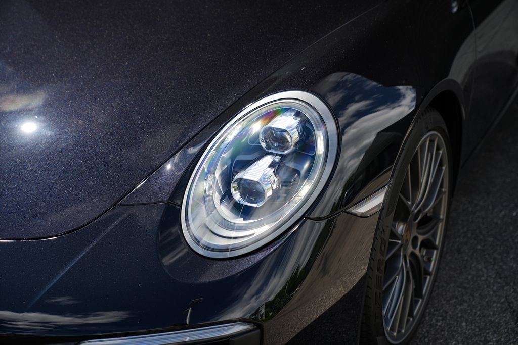 Certified 2018 Porsche 911 Carrera S RWD image 7