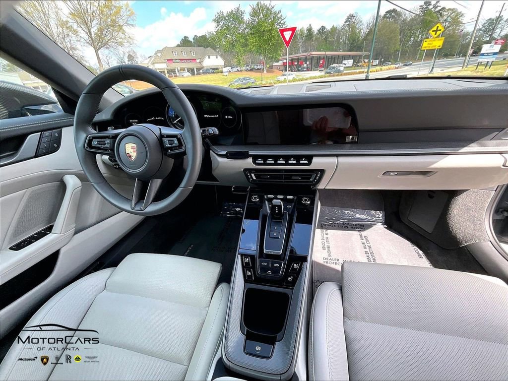 Used 2024 Porsche 911 Carrera 4S AWD/4WD image 16