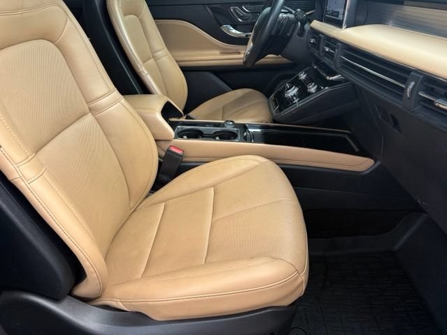 Used 2022 Lincoln Corsair Reserve w/ Equipment Group 201A AWD/4WD image 20