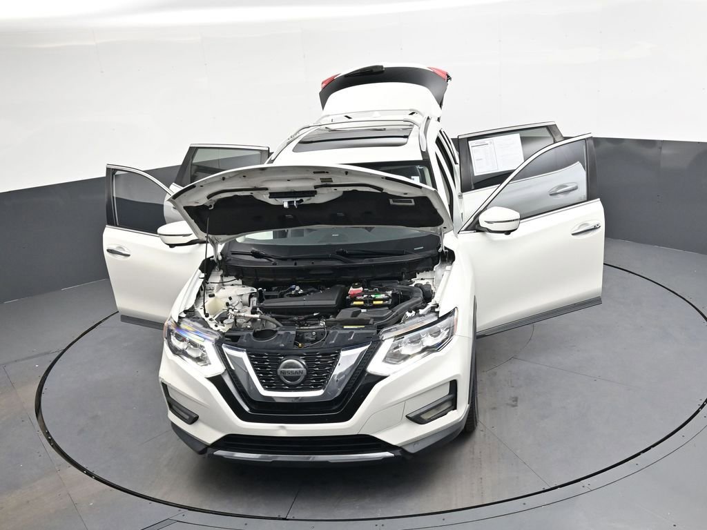 Used 2020 Nissan Rogue SL w/ Premium Package image 45