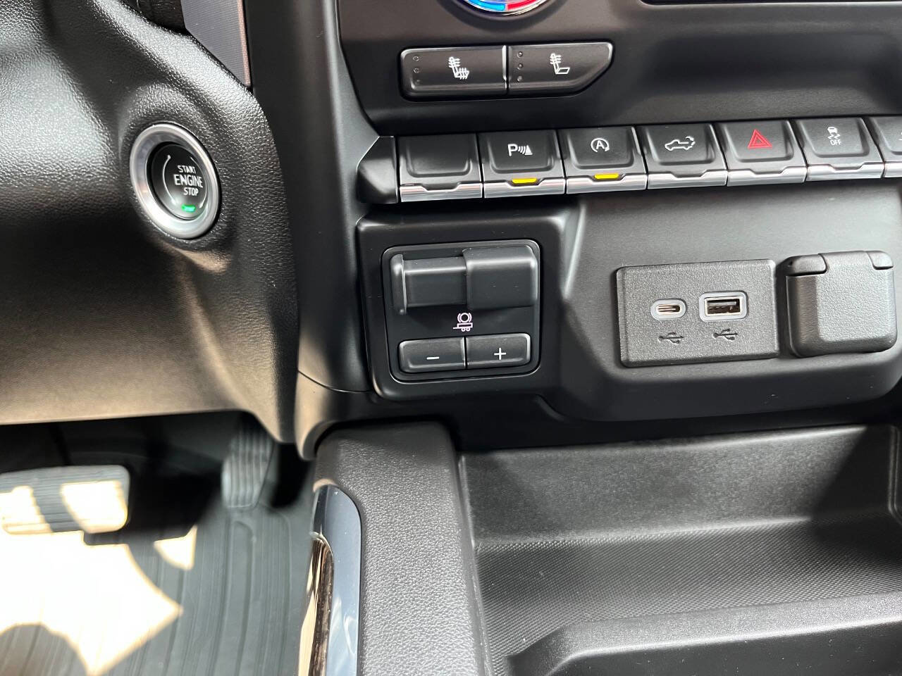 Used 2021 GMC Sierra 1500 Elevation w/ Preferred Package image 34