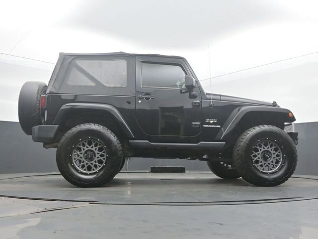Used 2017 Jeep Wrangler Sahara w/ Connectivity Group image 47