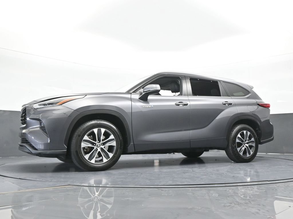 Used 2021 Toyota Highlander XLE FWD image 56