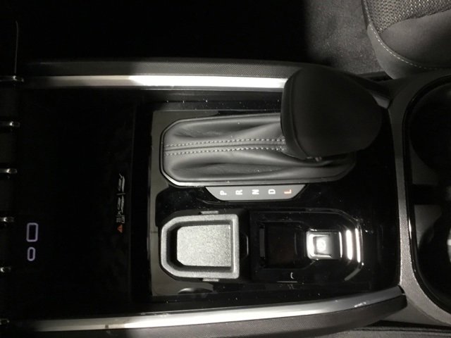 New 2024 Chevrolet Colorado LT w/ LT Convenience Package II image 34