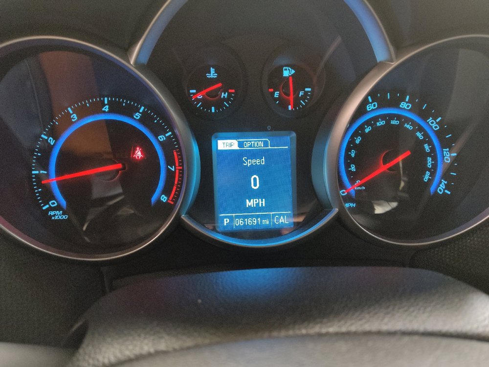 Used 2016 Chevrolet Cruze LT w/ Technology Package image 23