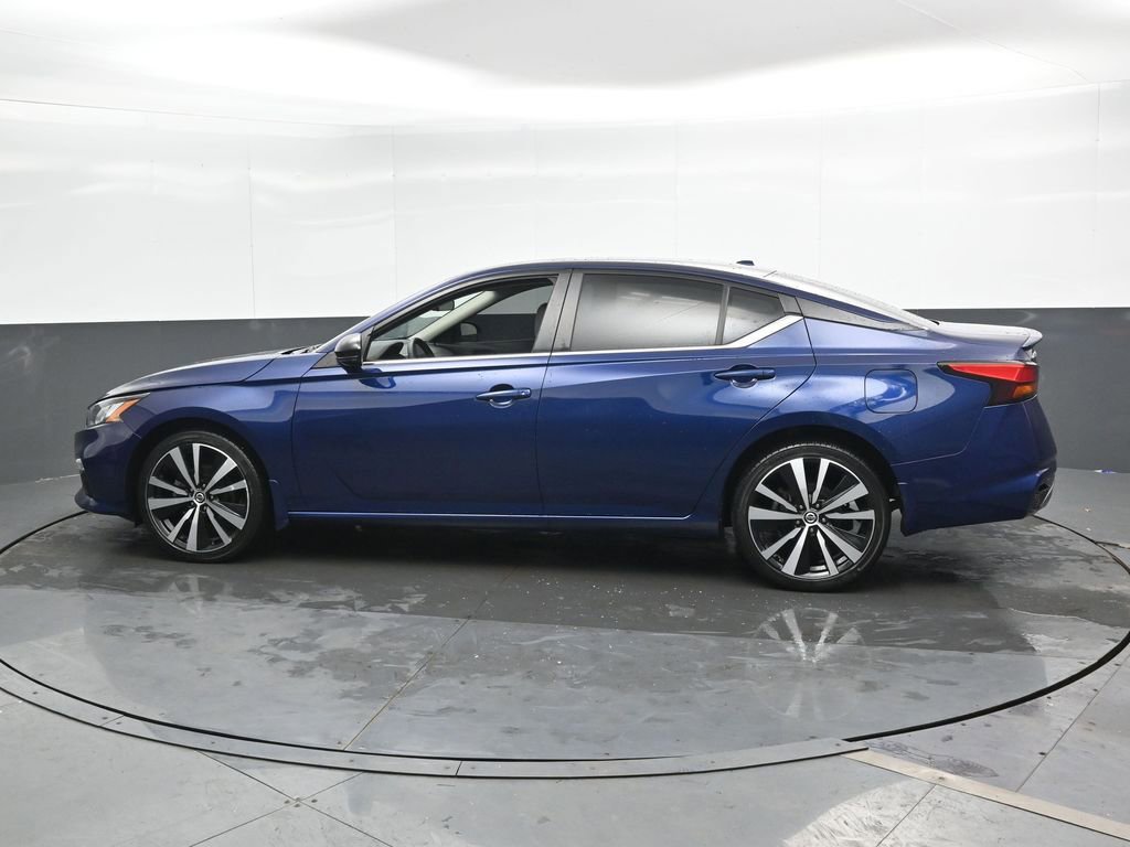 Used 2021 Nissan Altima 2.5 SR w/ SR Premium Package AWD/4WD image 8