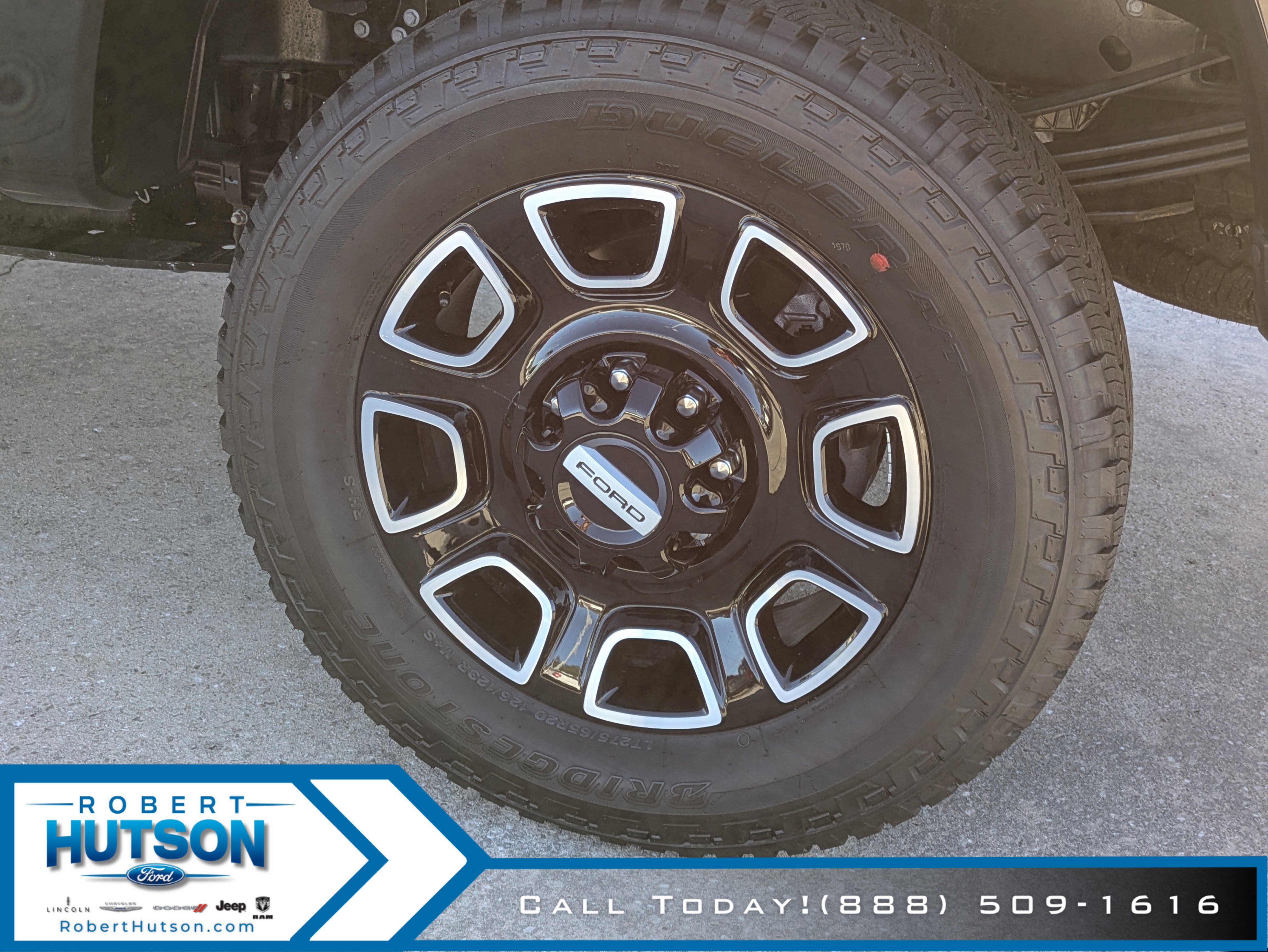 New 2026 Ford F250 Platinum image 9