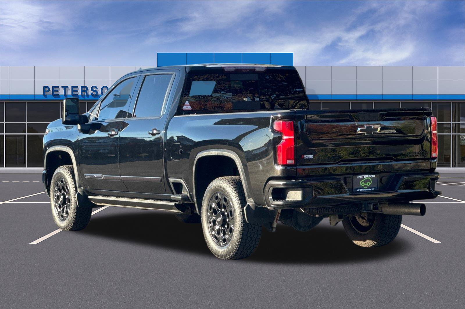 Certified 2024 Chevrolet Silverado 3500 High Country w/ High Country Premium Package AWD/4WD image 6