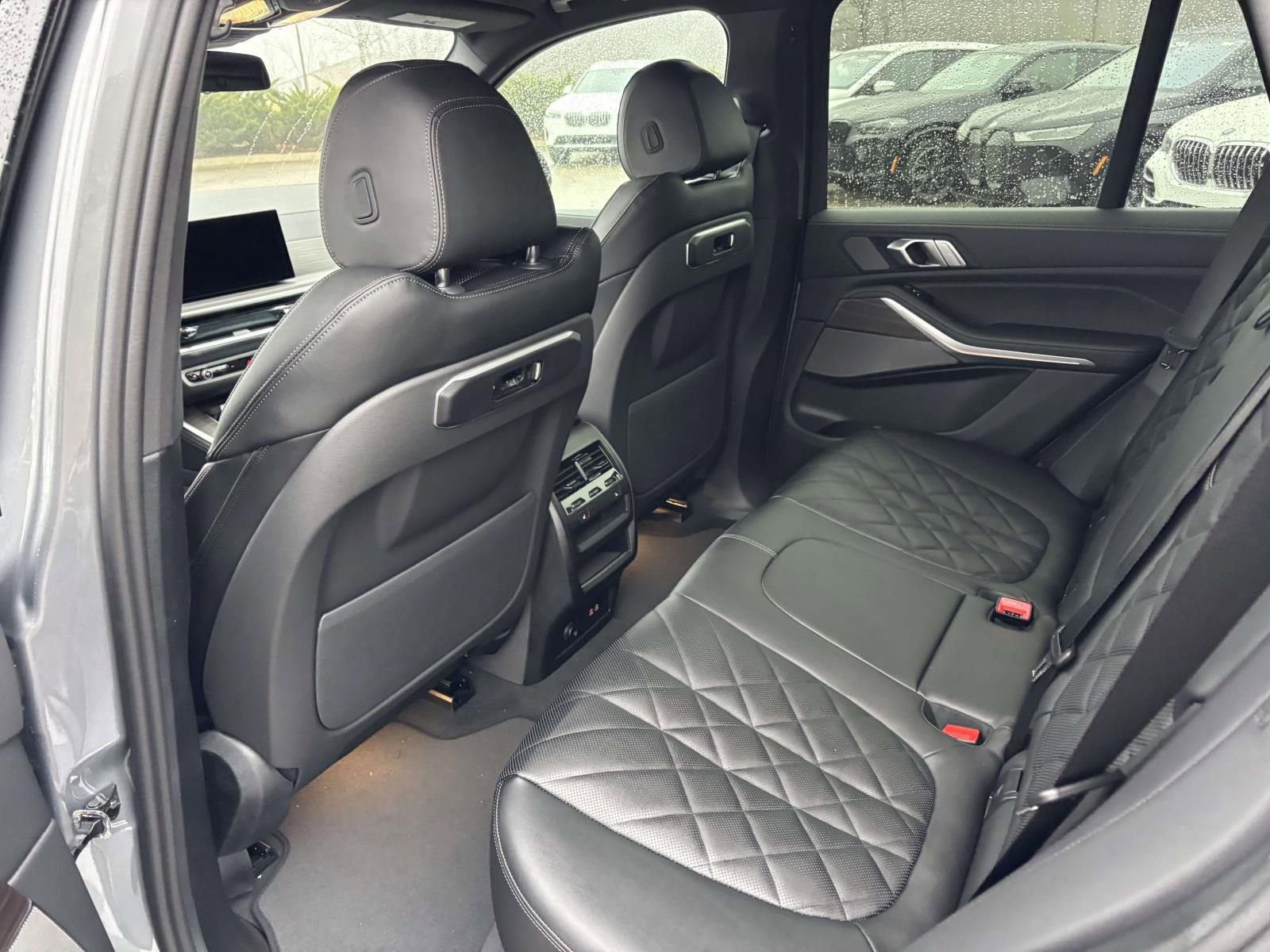 New 2026 BMW X5 xDrive50e w/ M Sport Package image 26