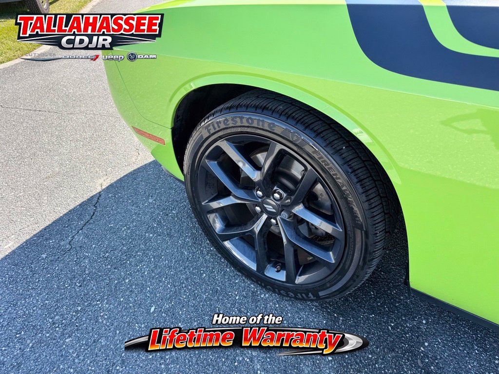Used 2023 Dodge Challenger SXT w/ Plus Package RWD image 15