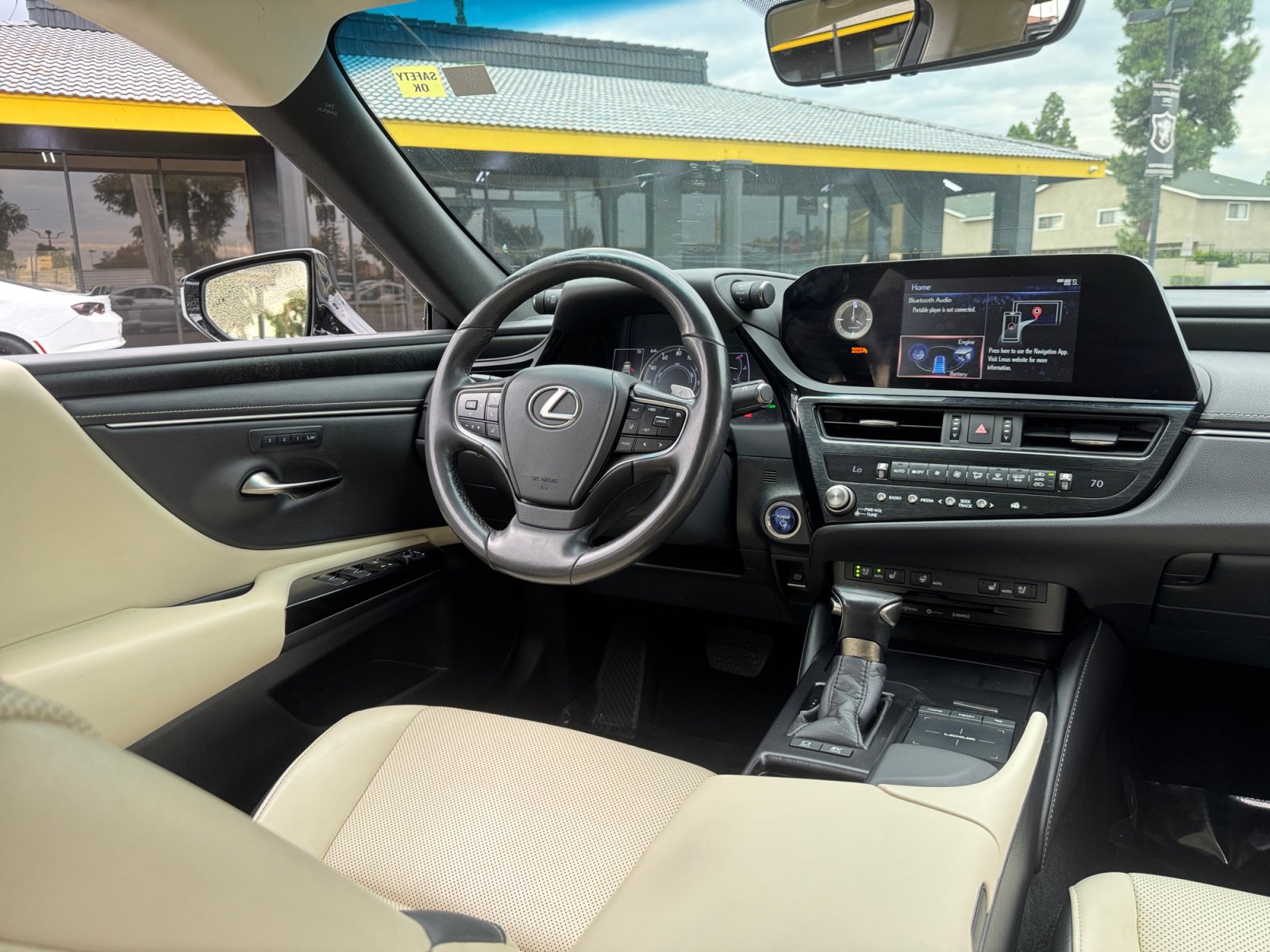 Used 2022 Lexus ES 300h w/ Premium Package FWD image 23