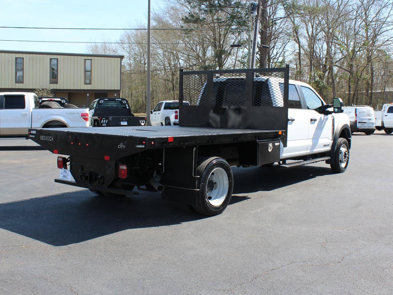 Used 2024 Ford F550 4x4 Crew Cab Super Duty image 14