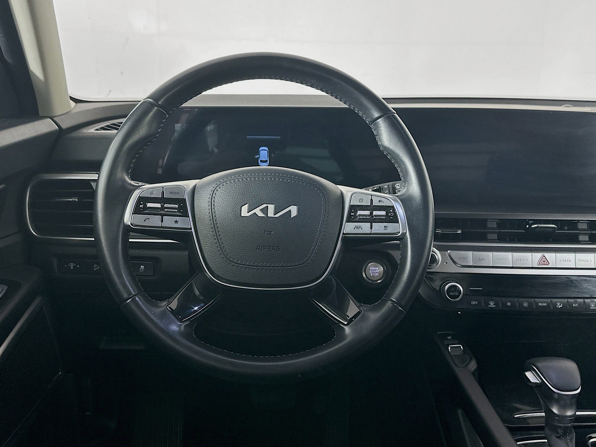 Used 2025 Kia Telluride S image 18