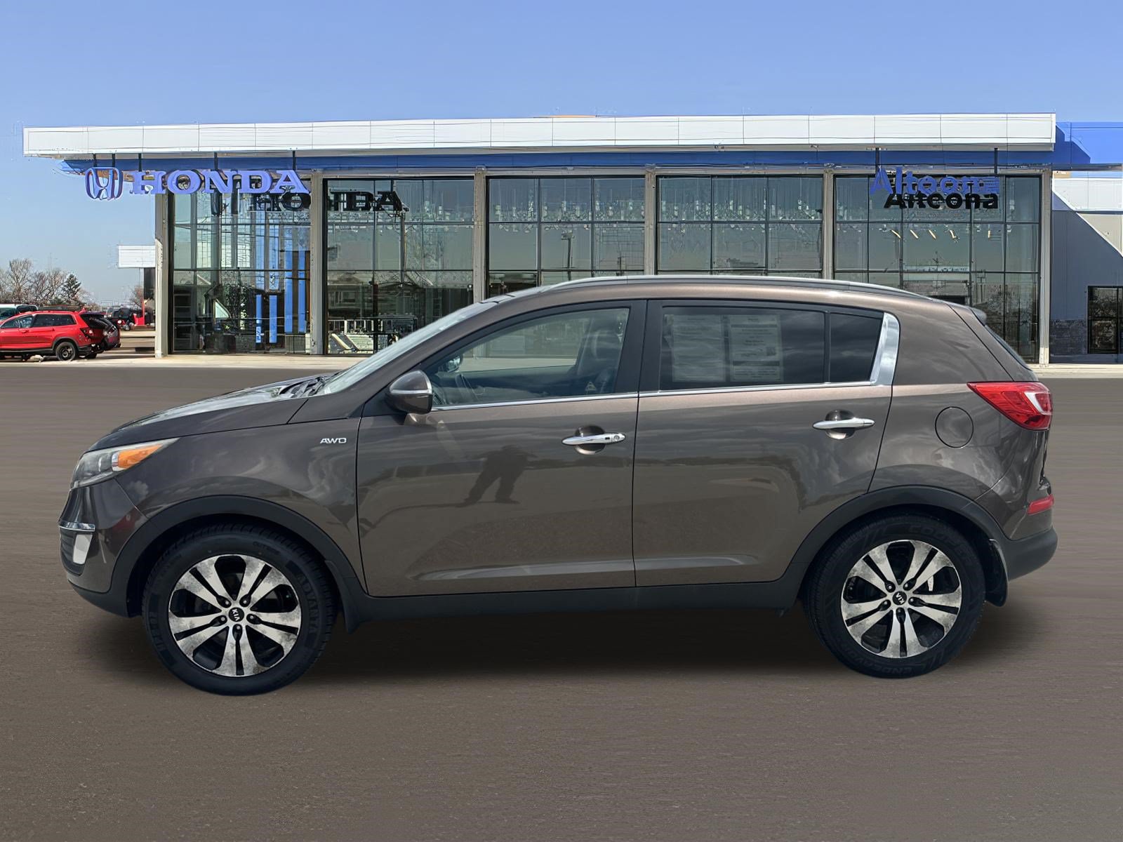 Used 2013 Kia Sportage EX w/ EX Premium Pkg AWD/4WD image 2