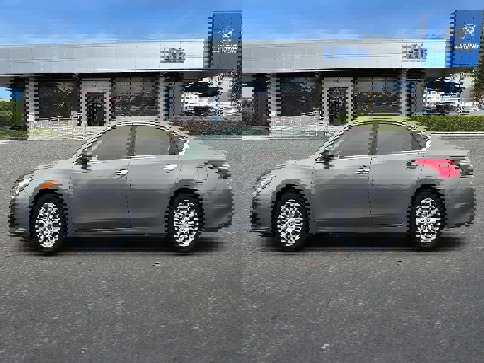 Used 2016 Nissan Altima 2.5 S w/ Power Driver Seat Package image 5