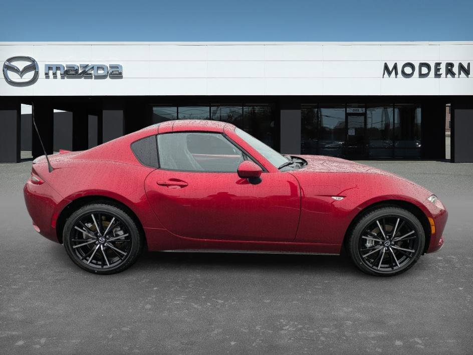New 2025 MAZDA MX-5 Miata RF Grand Touring image 4