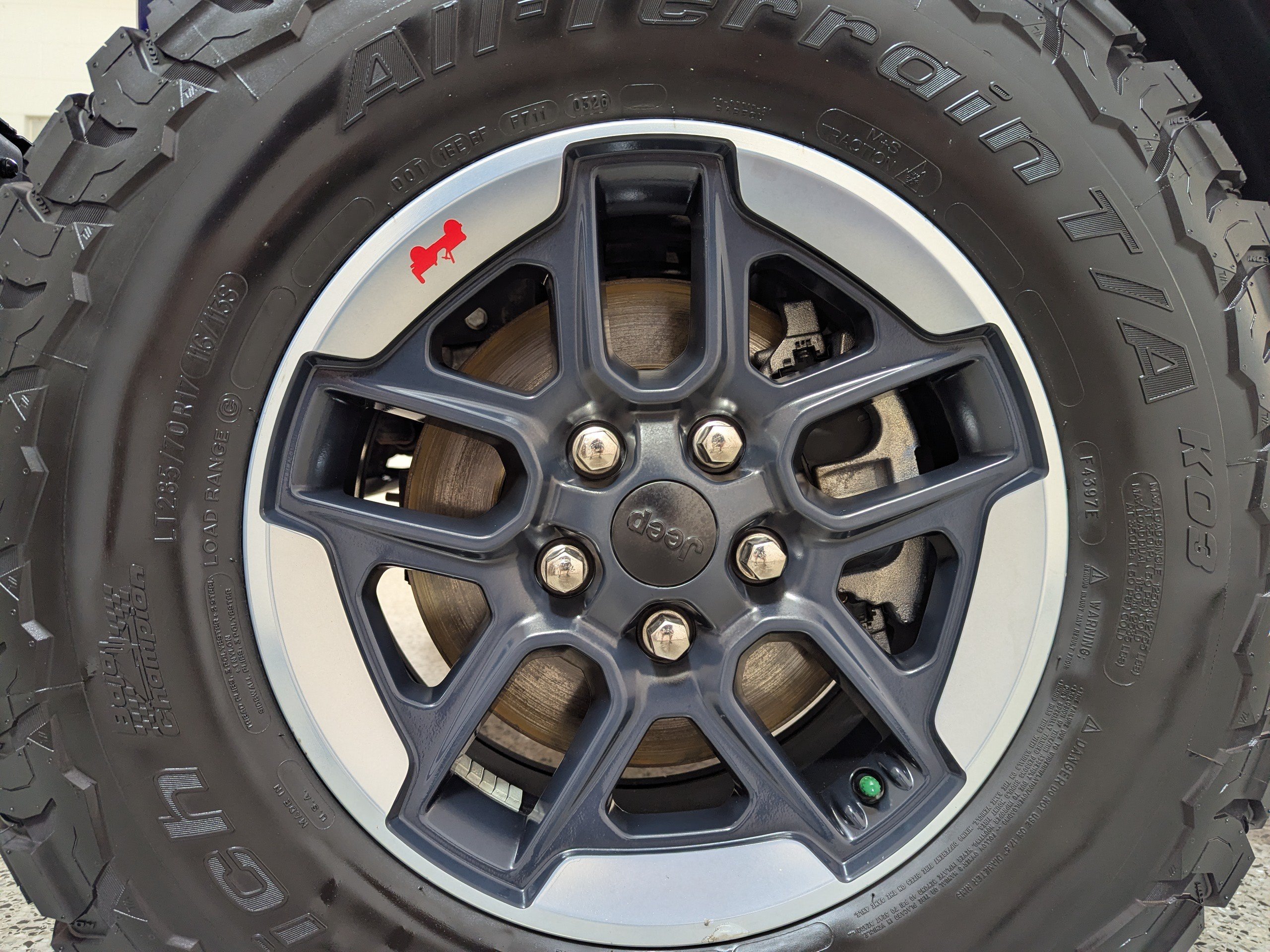 Used 2019 Jeep Wrangler Unlimited Rubicon w/ Dual Top Group AWD/4WD image 9