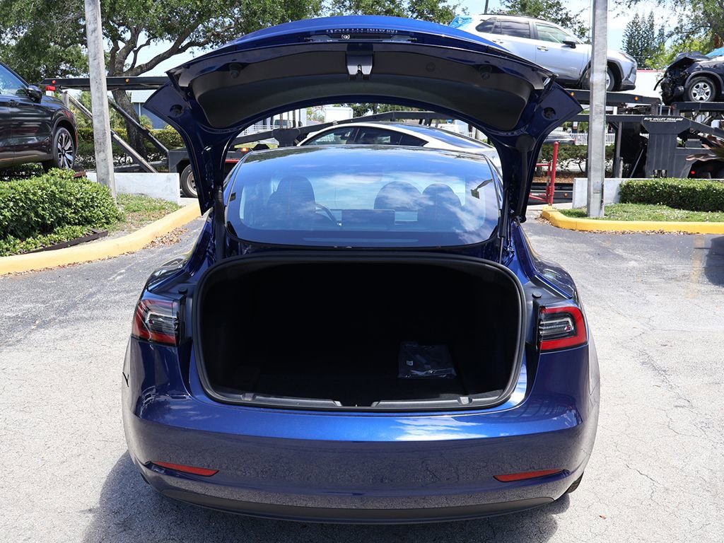 Used 2023 Tesla Model 3 Standard Range RWD image 19