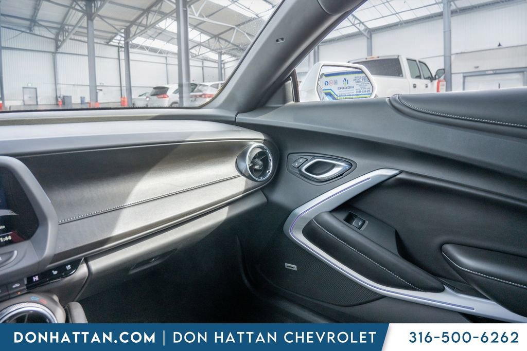Used 2019 Chevrolet Camaro SS image 15