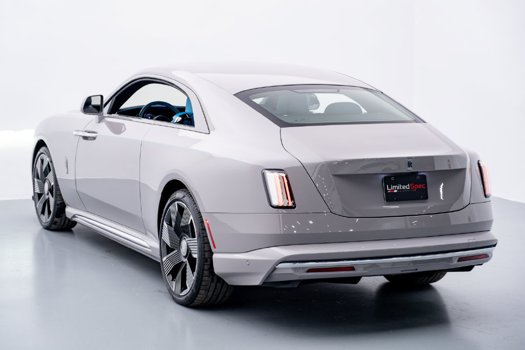 Used 2024 Rolls-Royce Spectre w/ Spectre Launch Package AWD/4WD image 31