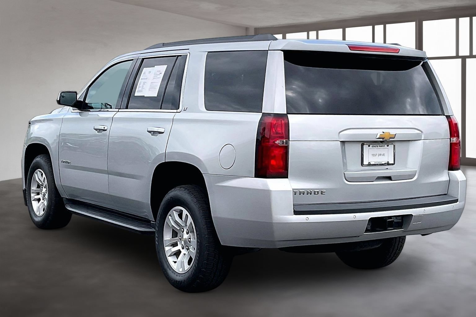 Used 2017 Chevrolet Tahoe LT RWD image 4