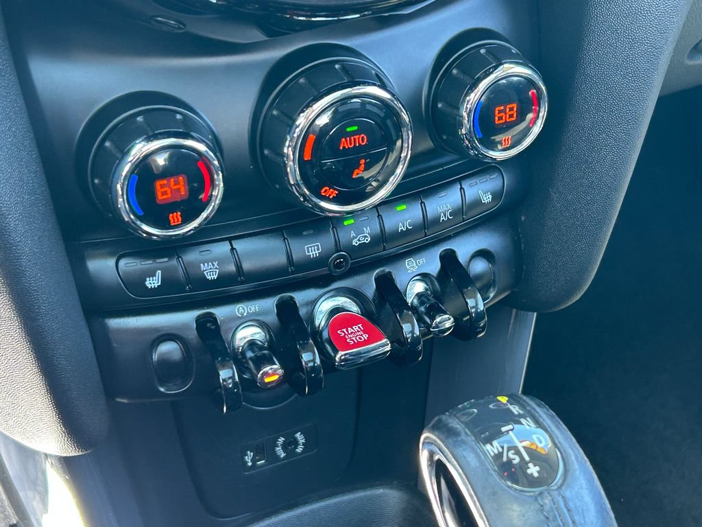 Used 2017 MINI Cooper 2-Door Hardtop FWD image 27